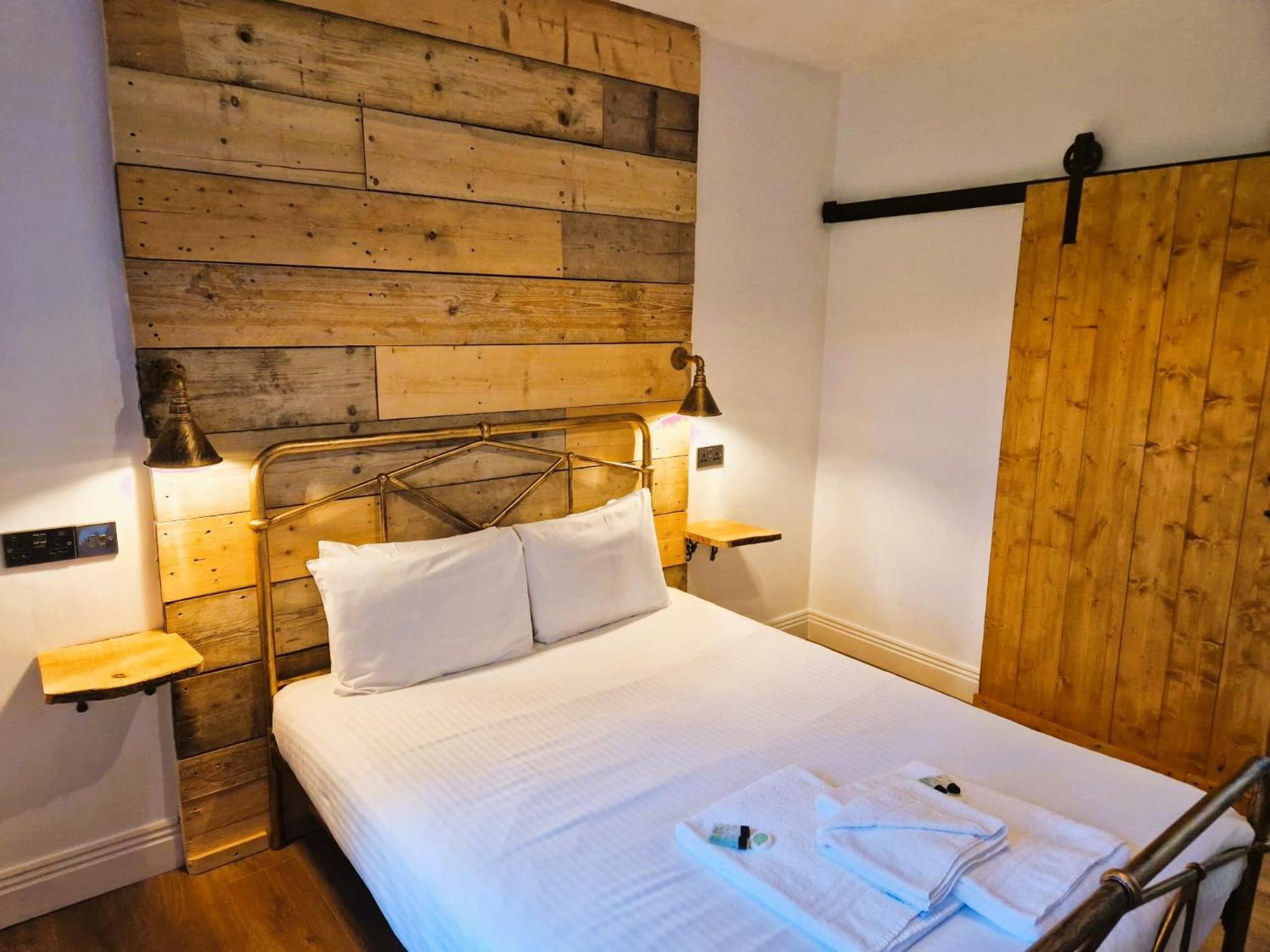 Wheal Tor Hotel & Glamping Ліскард Екстер'єр фото